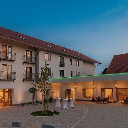 Gasthaus Forster Am See - Eching Bei Landshut エクステリア 写真